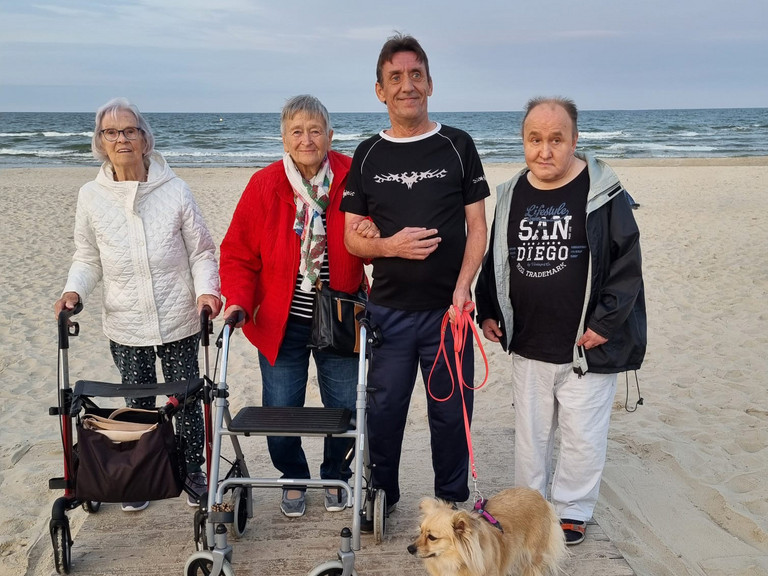 Ausflugsgruppe auf der Insel Usedom - Immanuel Haus Ecktannen Ausflugsgruppe auf der Insel Usedom - Immanuel Haus Ecktannen